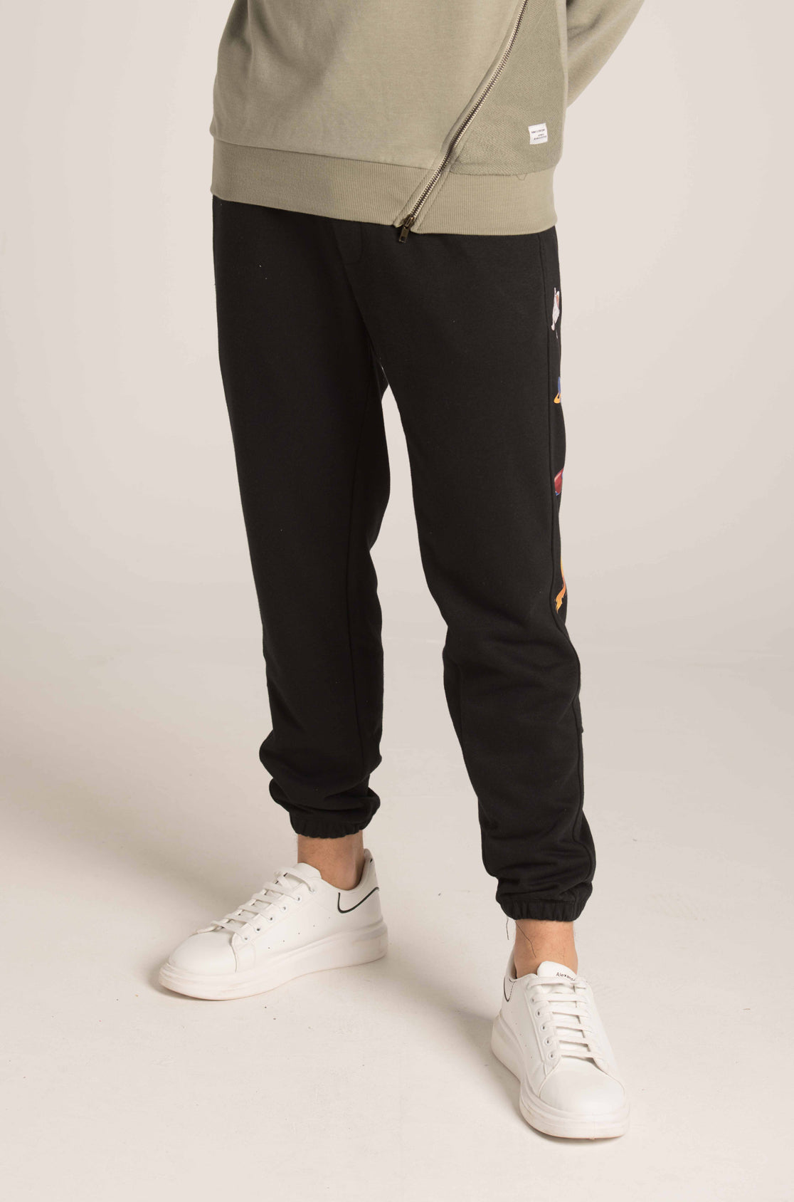 SWEATPANT
