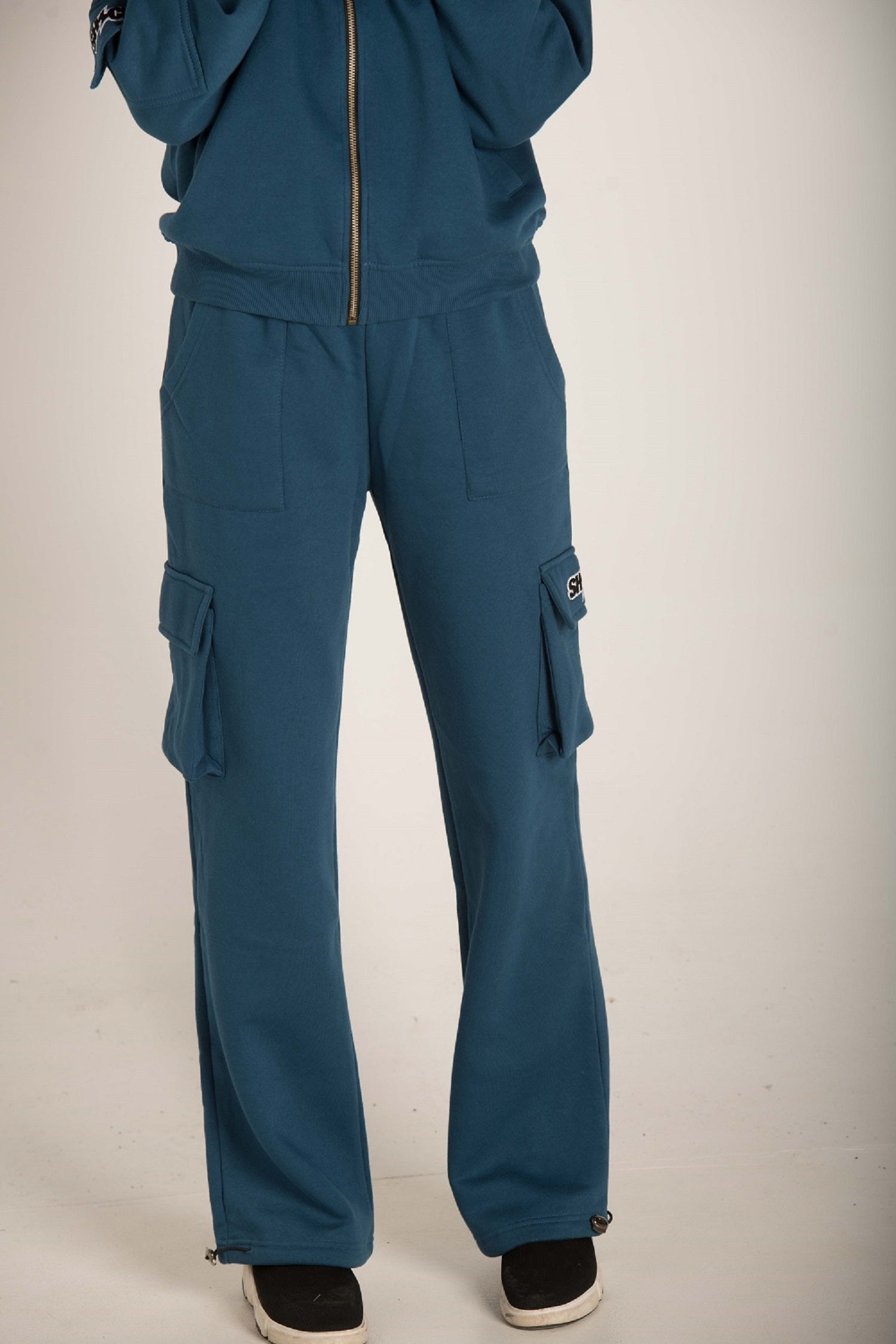 Shuck Embroidery Sweatpant W23WSP324