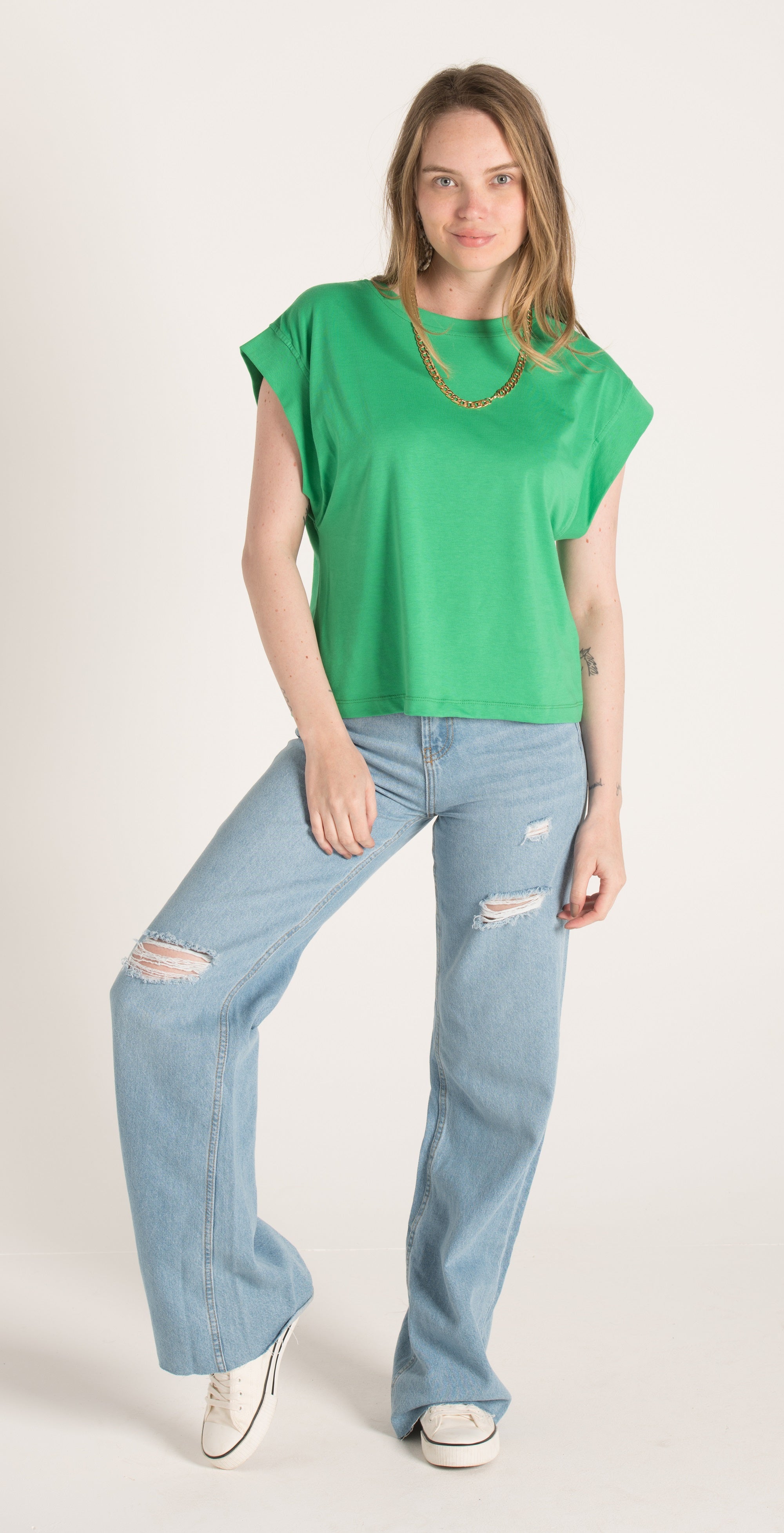 SLEEVELESS TOP WITH CREWNECK S23W218