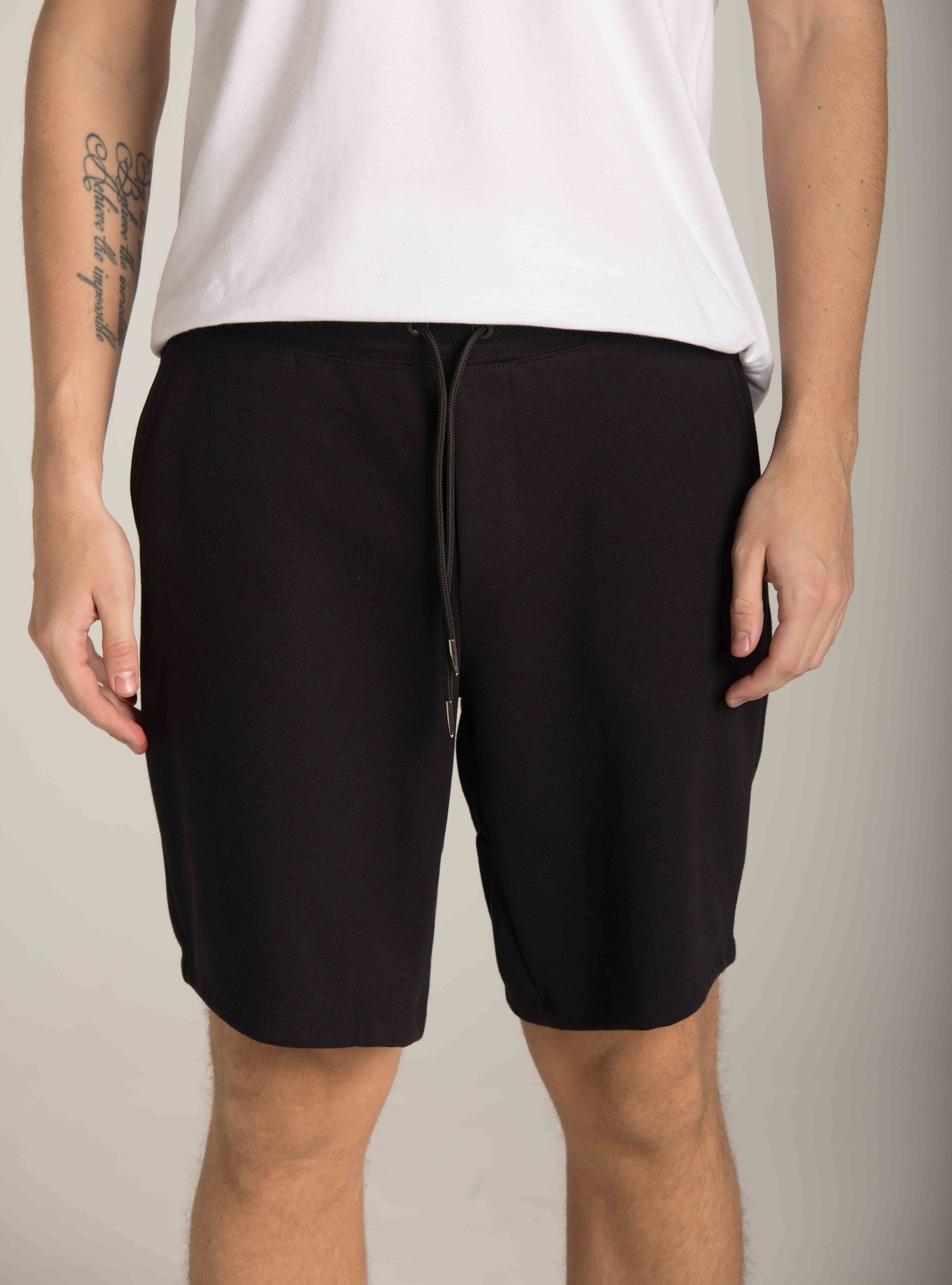 BASIC SHORT WITH LOGO S23M302