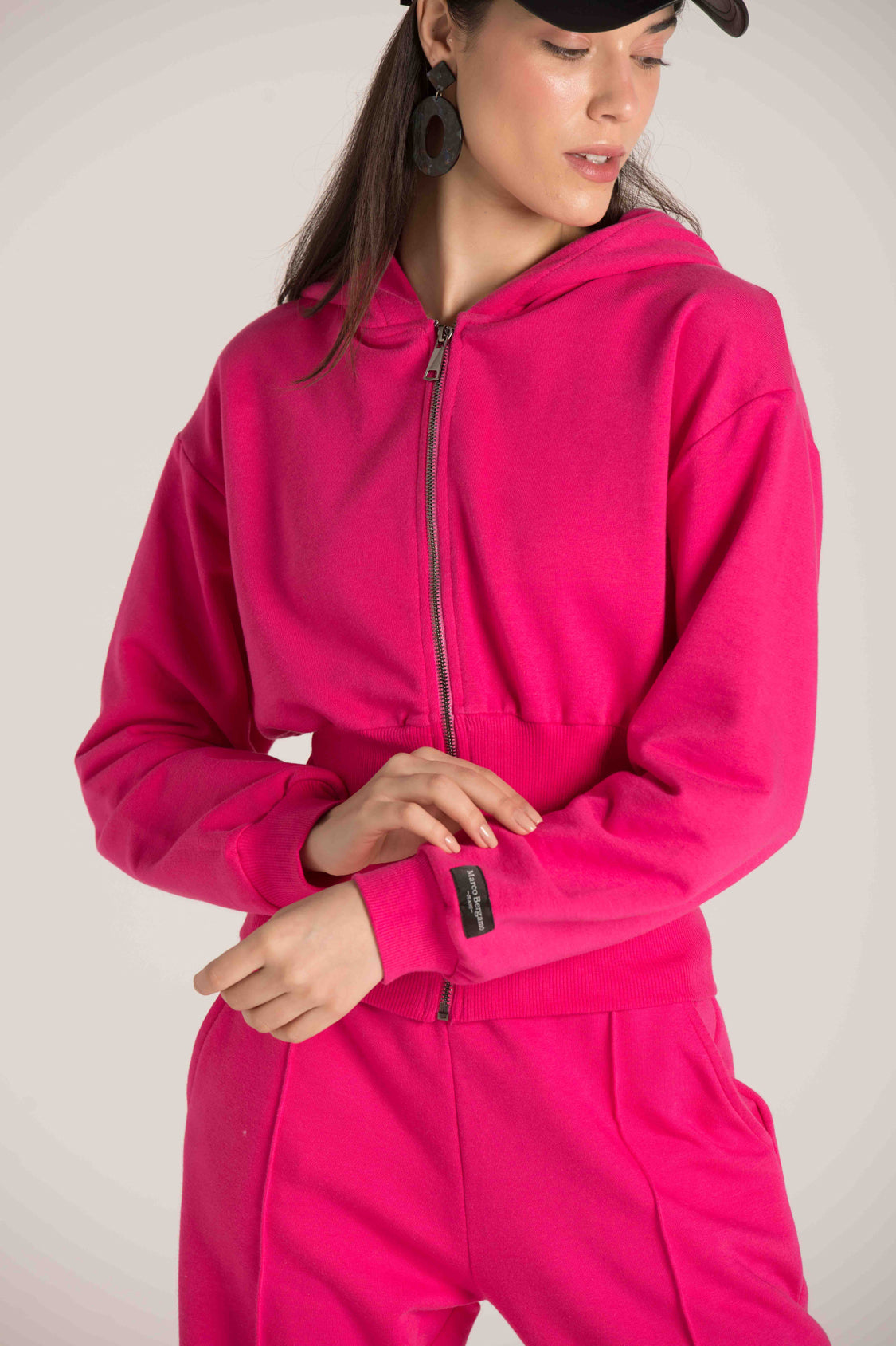 CROPPED PLAIN FRONT ZIP HOODIE W23WSW576