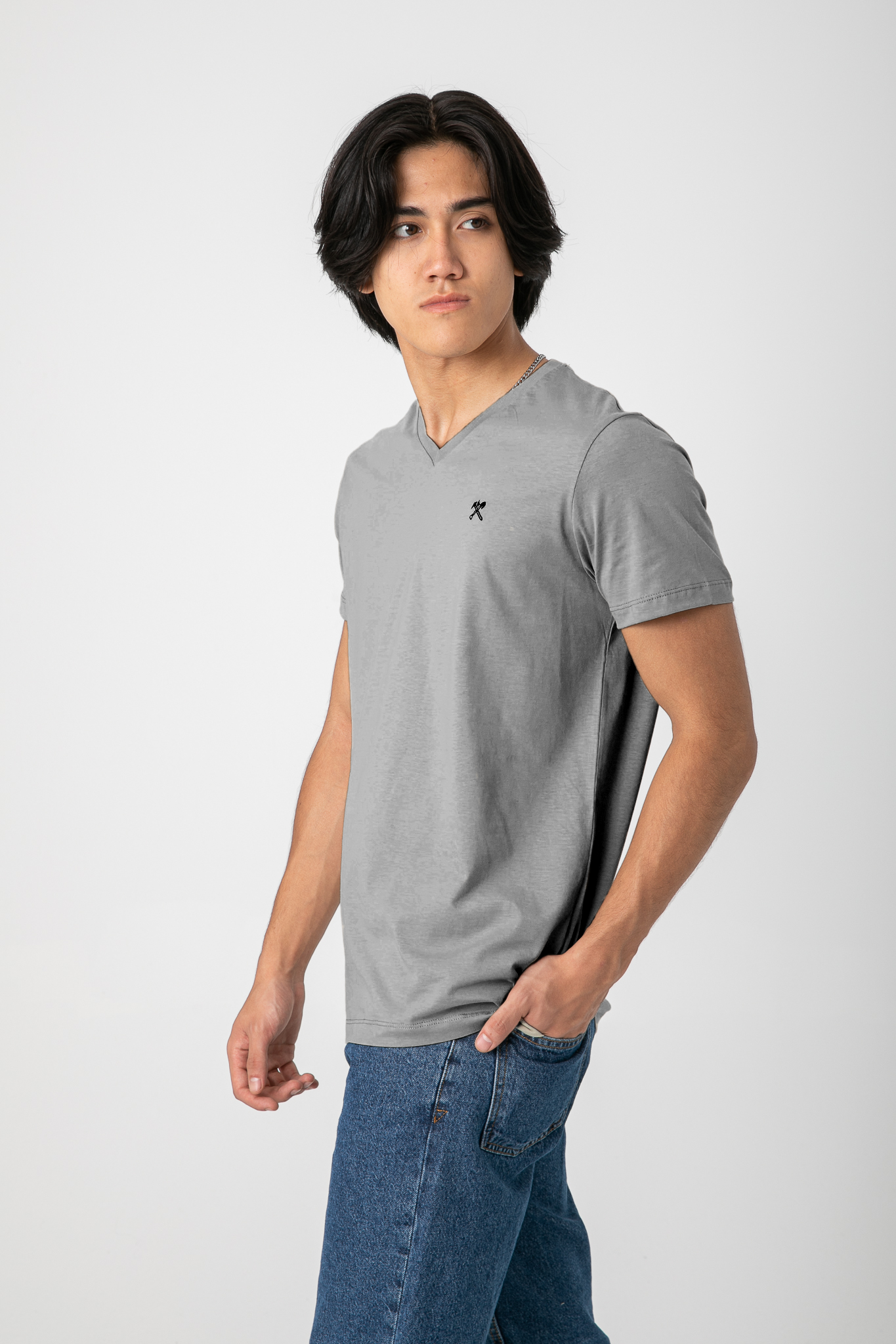 V.NECK T-SHIRT WITH LOGO S22M412