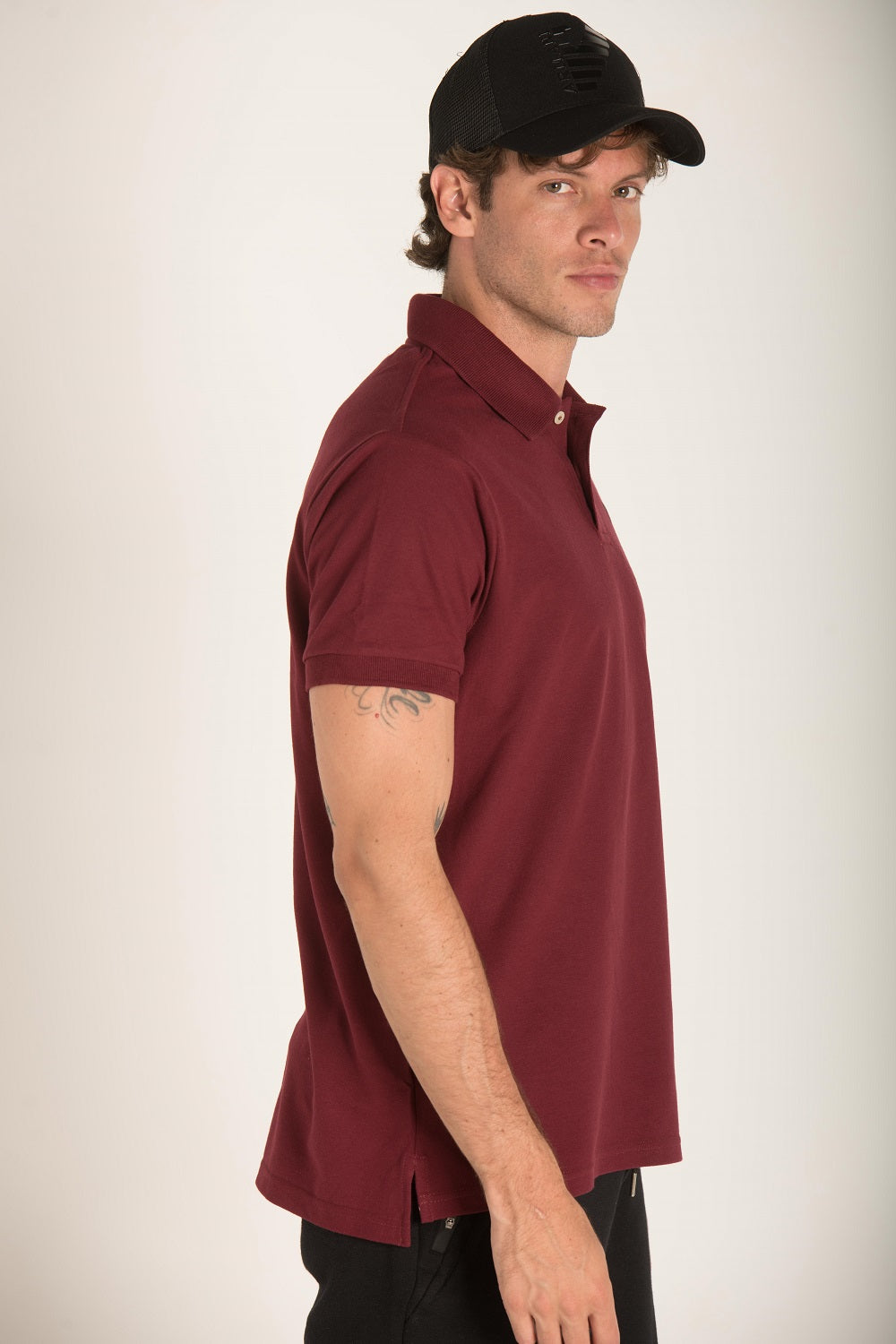 BASIC POLO WITH CONTRAST LOGO S23M162