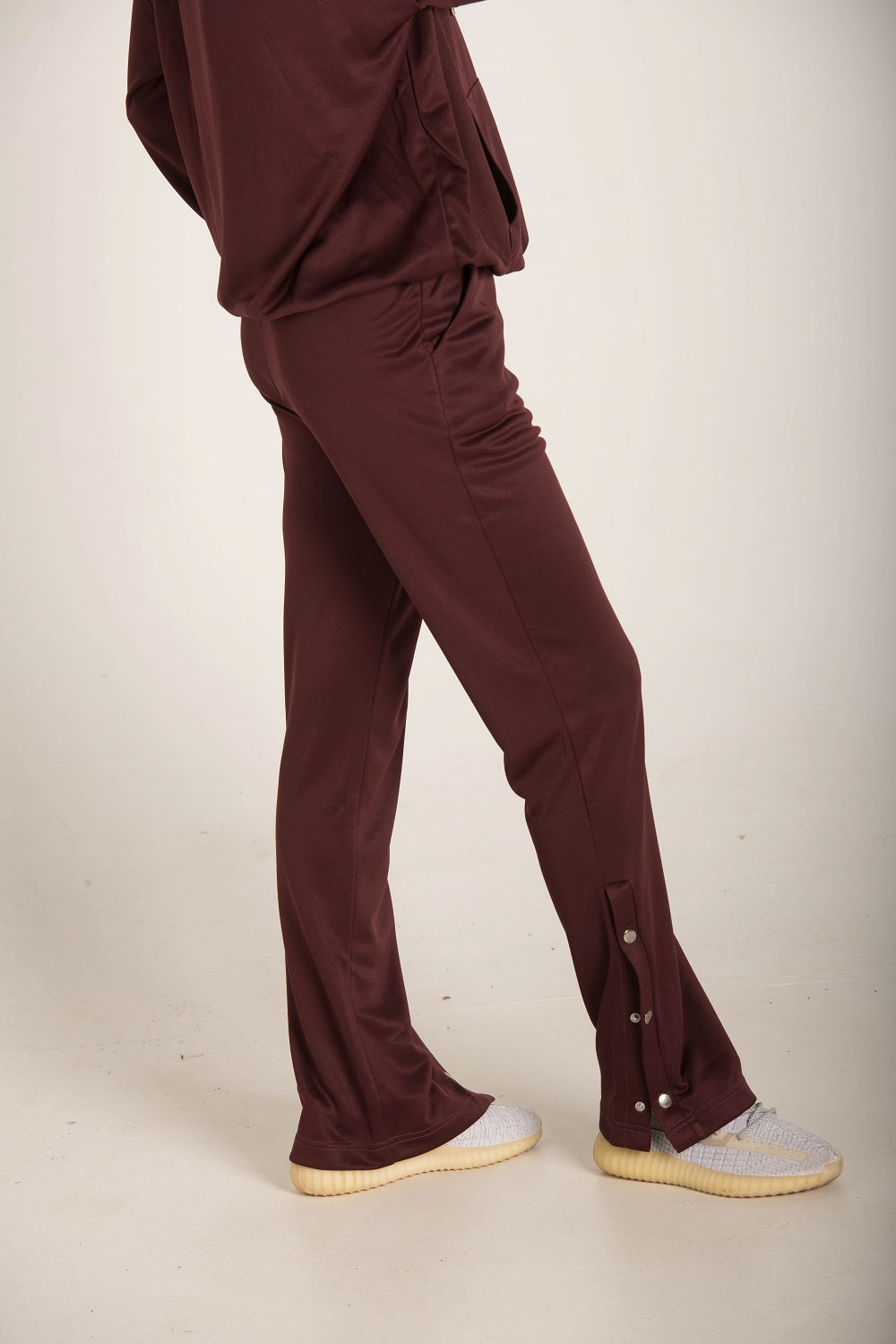 SIDE SPLITED PLAIN PANTS W23WSP619