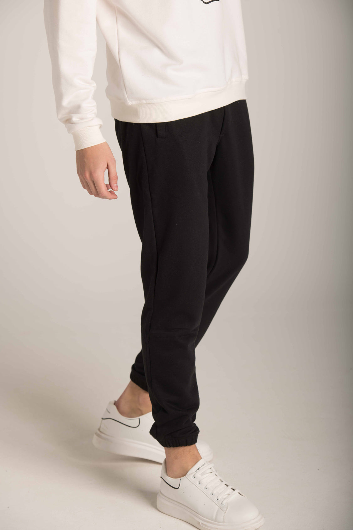 SWEATPANTS WITH ELASTIC S22M603