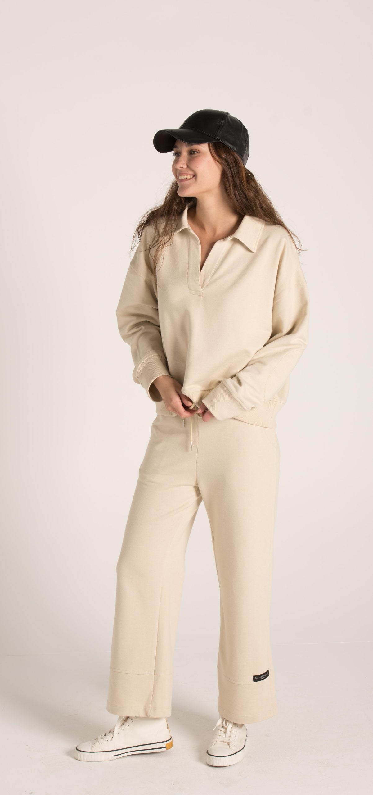 WIDE LEG PLAIN SWEATPANTS W23W587