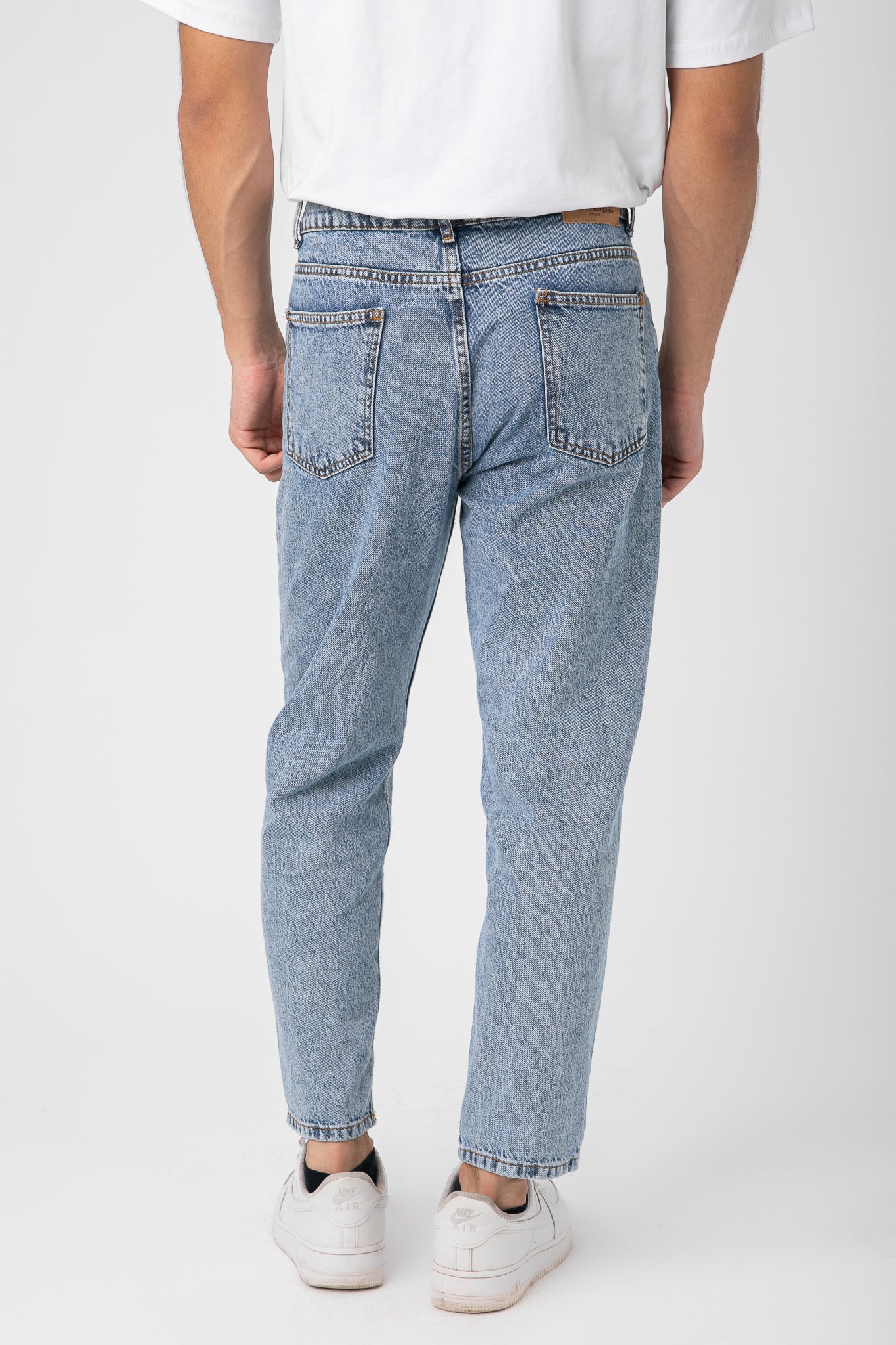 MEN JEANS STANDARD S22MJ002