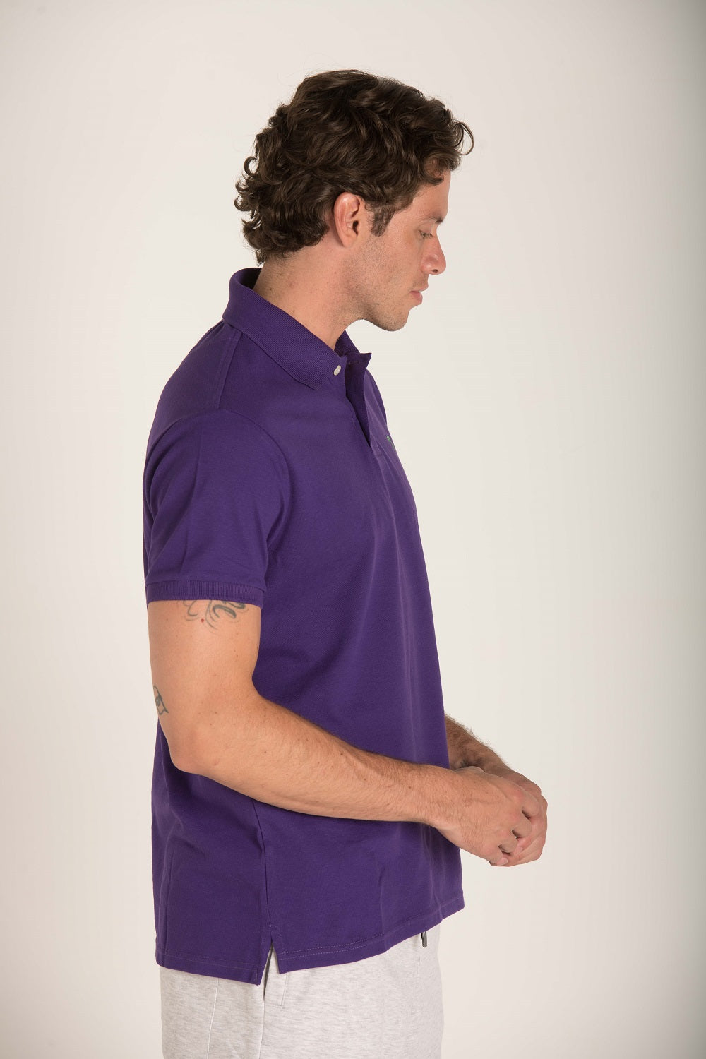 BASIC POLO WITH CONTRAST LOGO S23M162