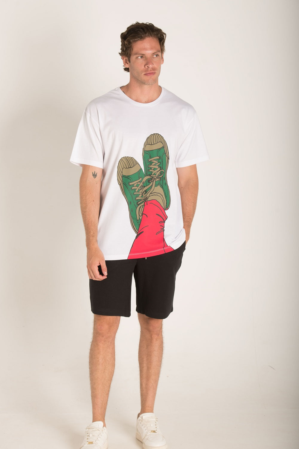 MODERN FIT WITH PRINT T-SHIRT S24M481