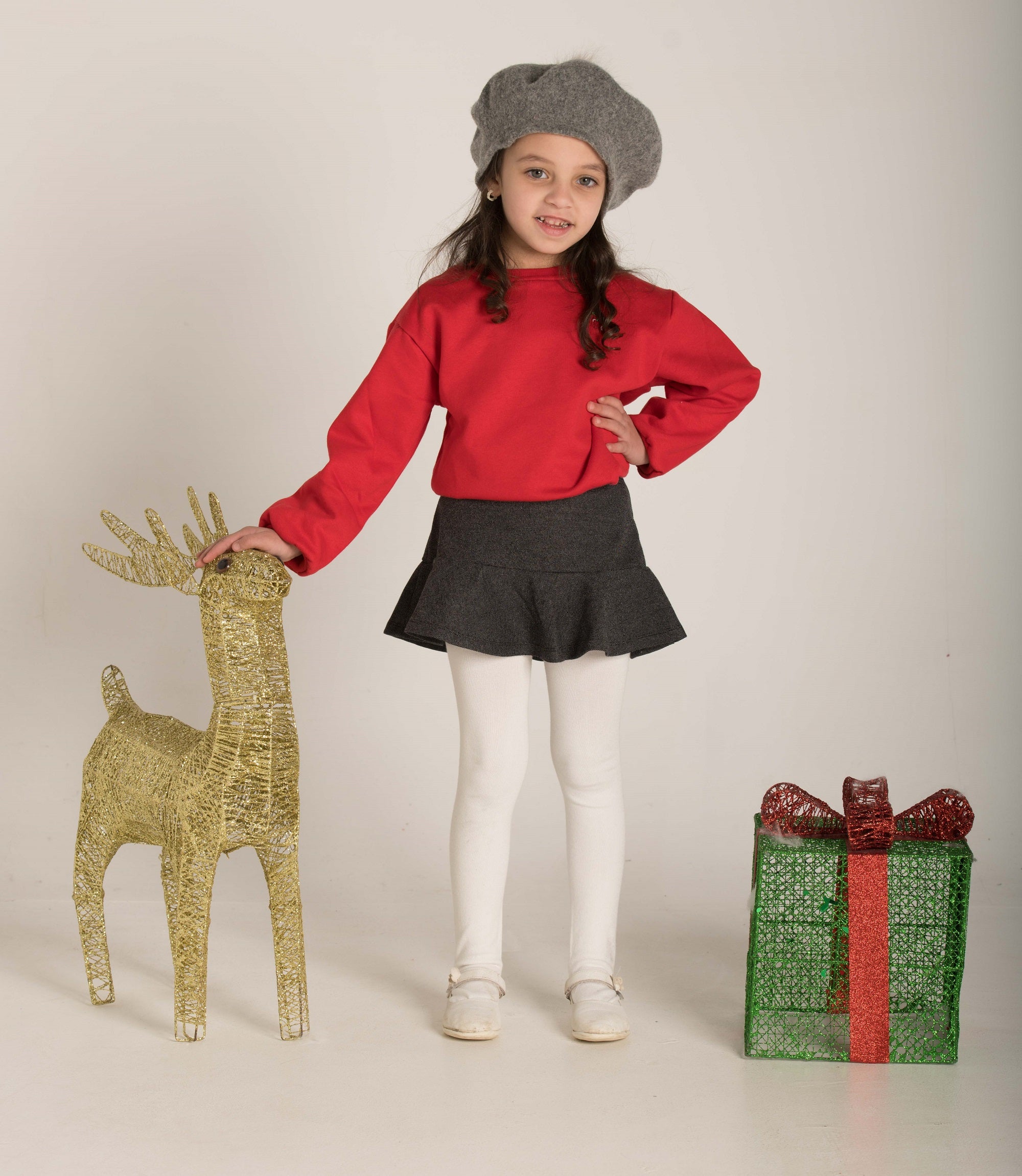 Cherry Embroidery Sweatshirt W23GSW667