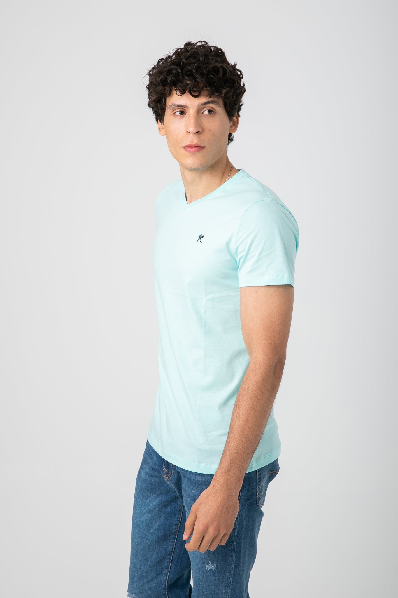 V.NECK T-SHIRT WITH LOGO S22M412