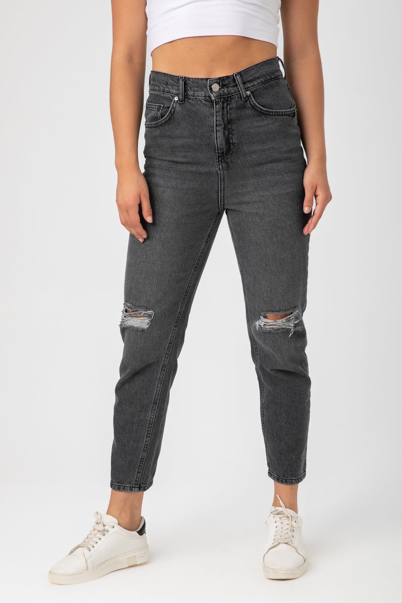 WOMEN JEANS MOM FIT RIPPED