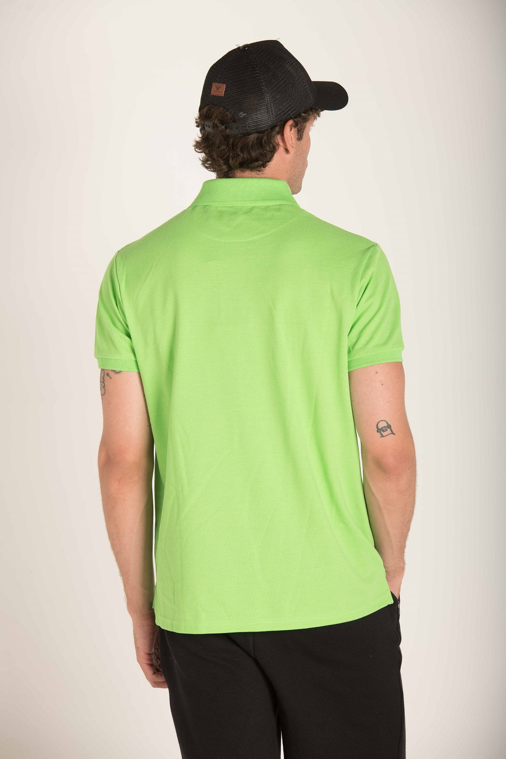 BASIC POLO WITH CONTRAST LOGO S23M162