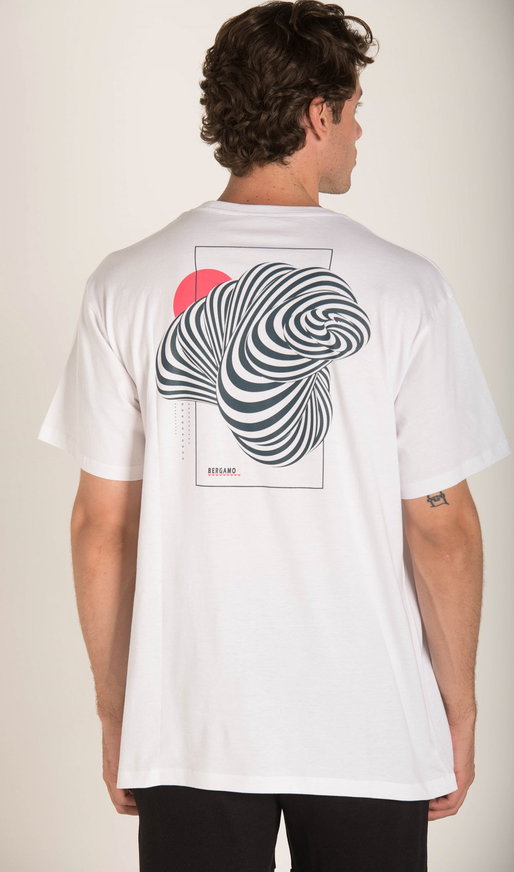 OPTICAL ILLUSIONS PRINT TSHIR S24M476