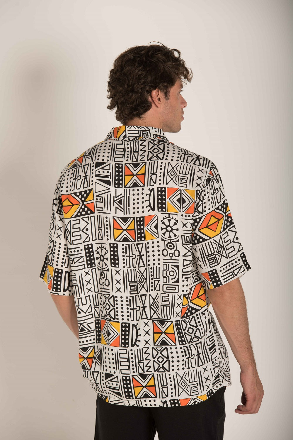 GEOMETRIC FORM ALL OVER PRINT S23M581