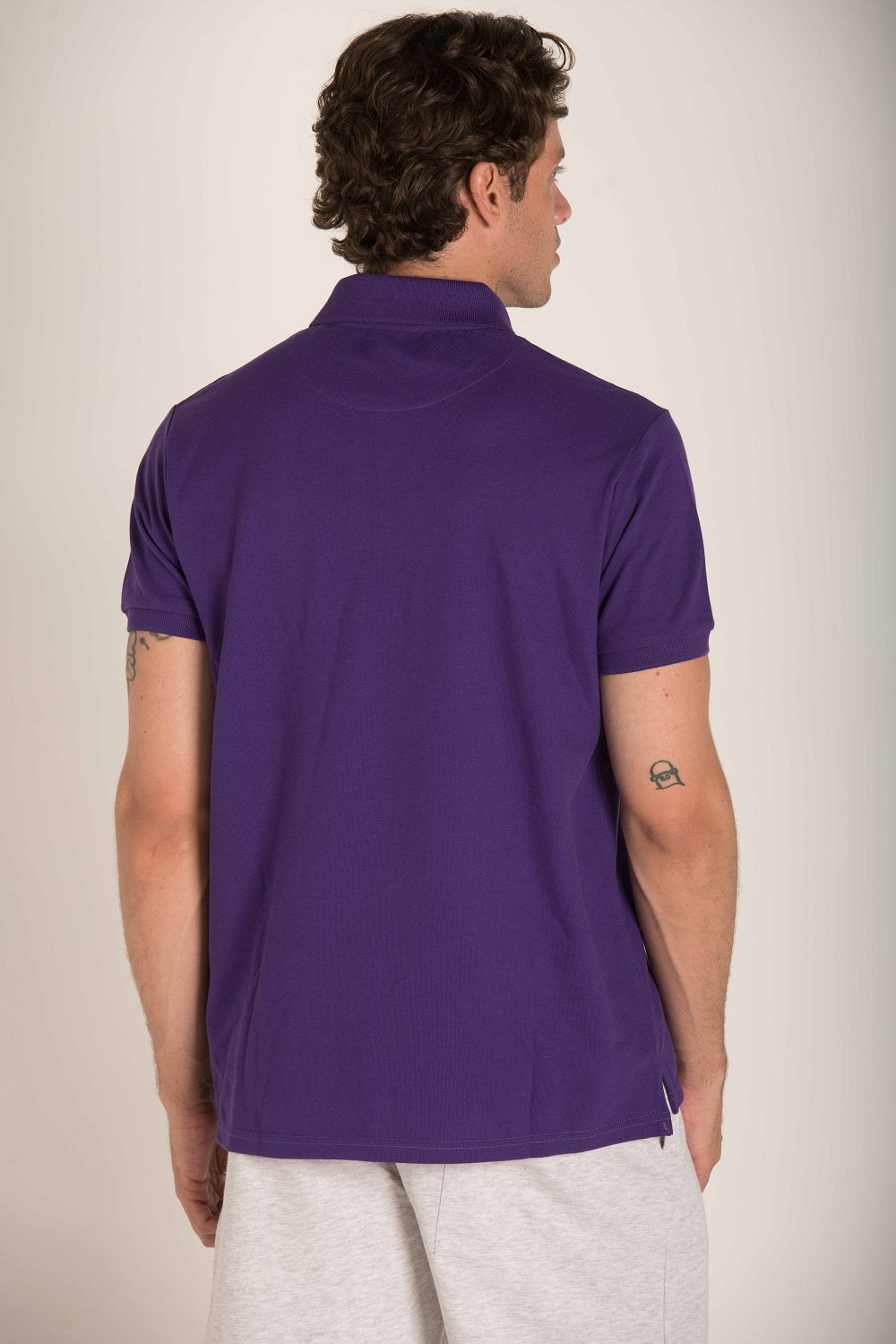 BASIC POLO WITH CONTRAST LOGO S23M162