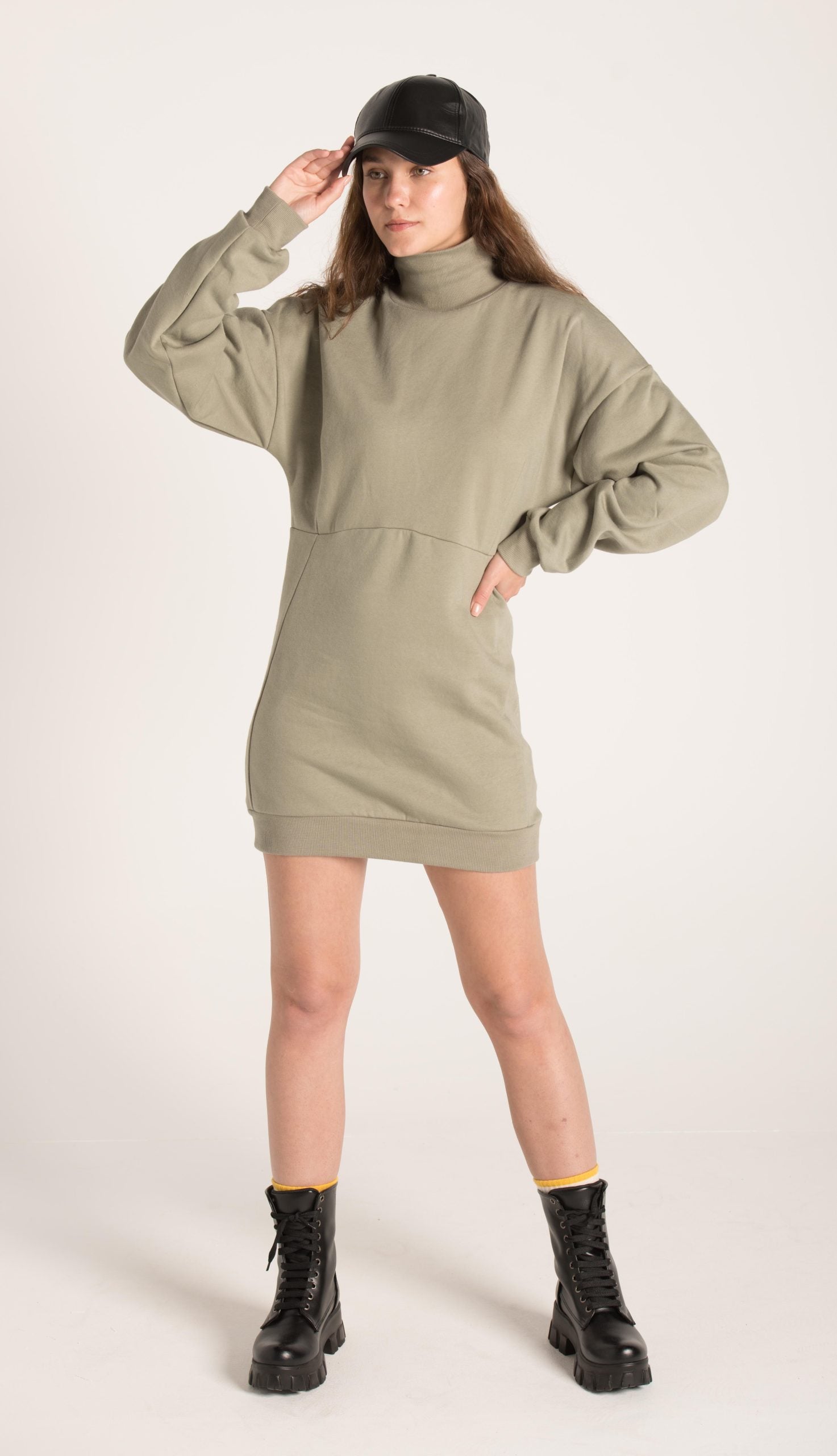 MODEST HIGH NECK SWEATSHIRT W23W581