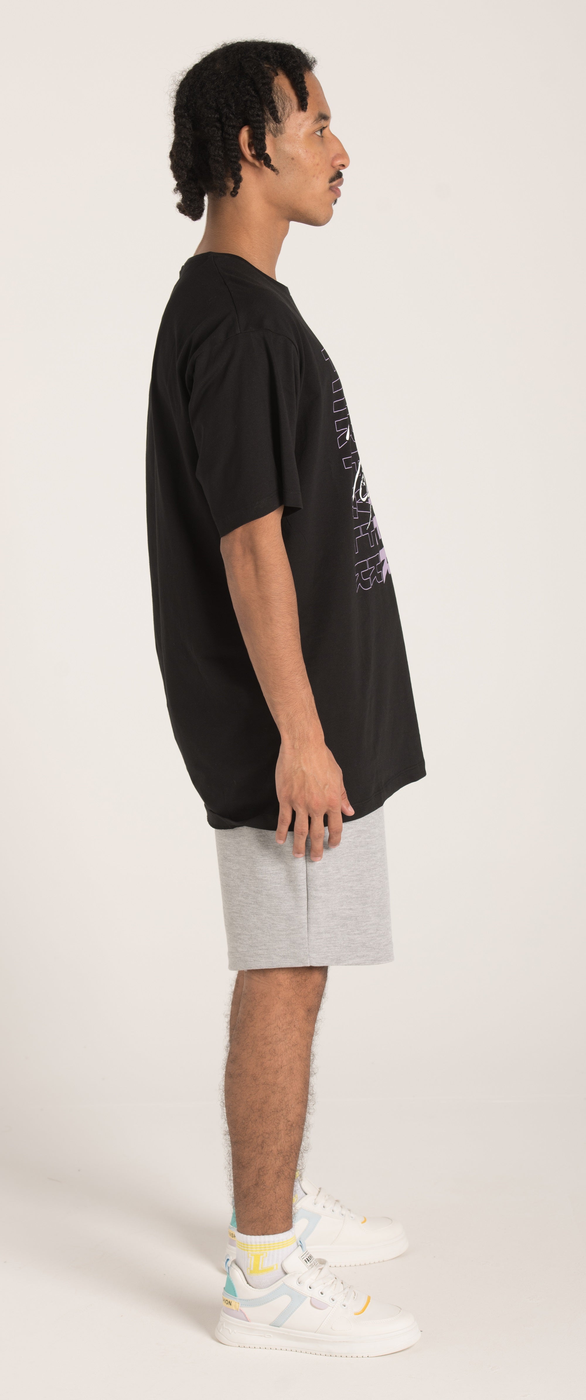 BLACK TSHIRT WITH FRONT PRINT S23M485