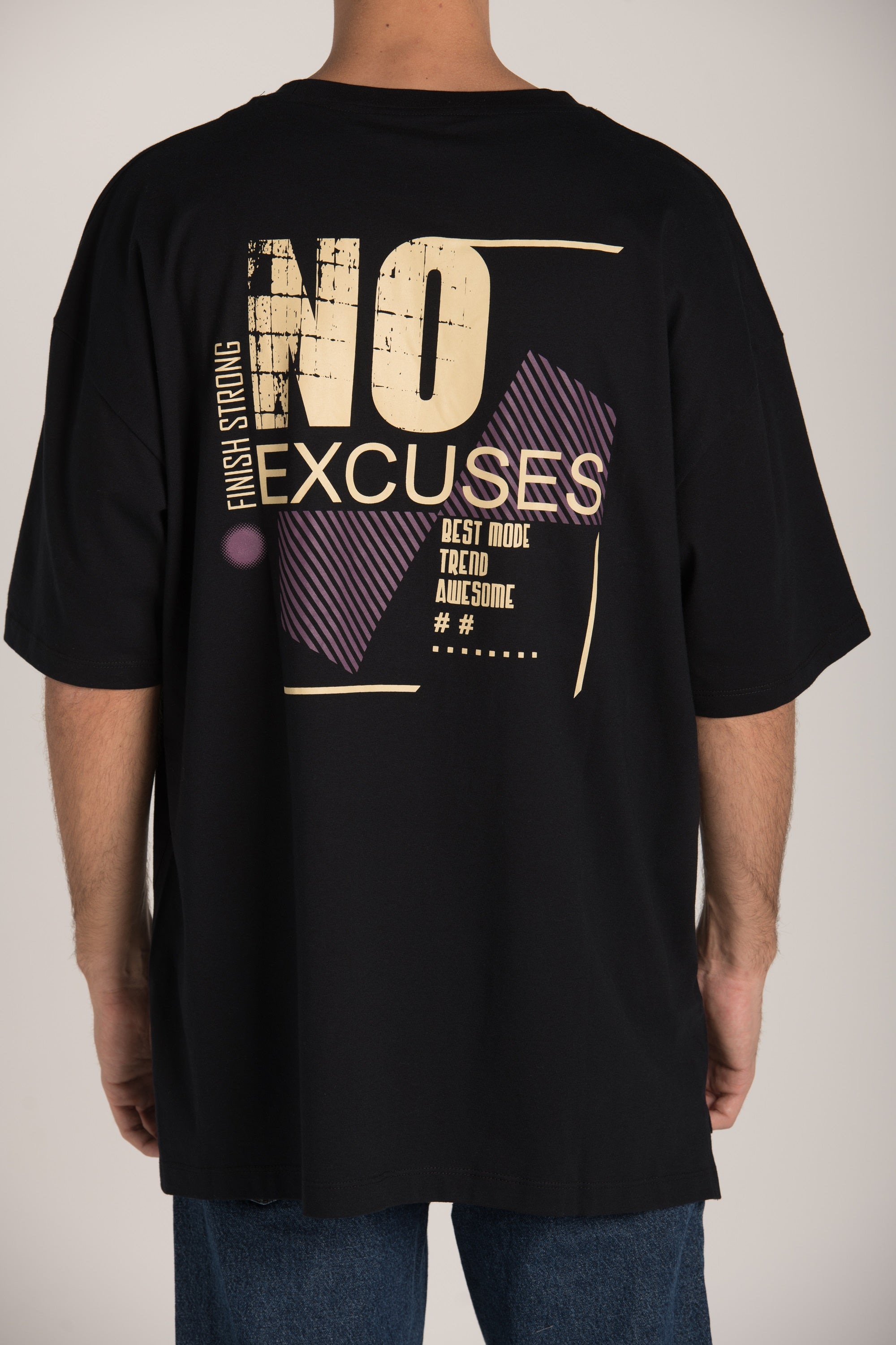 BLACK 'NO EXCUSES' T-SHIRT S24M509