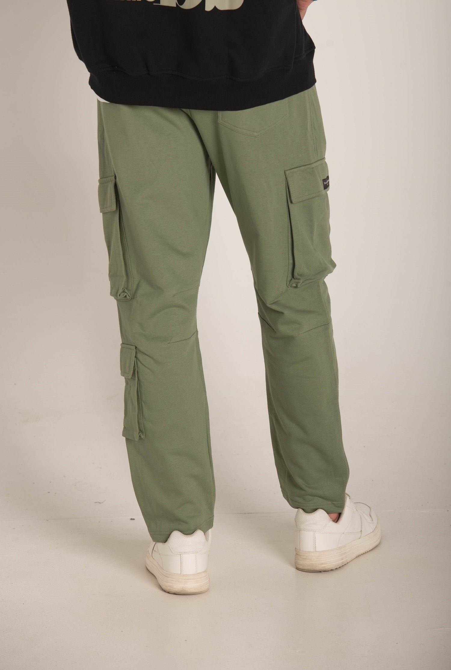 Cargo Patched Pockets Pants W23MSP273