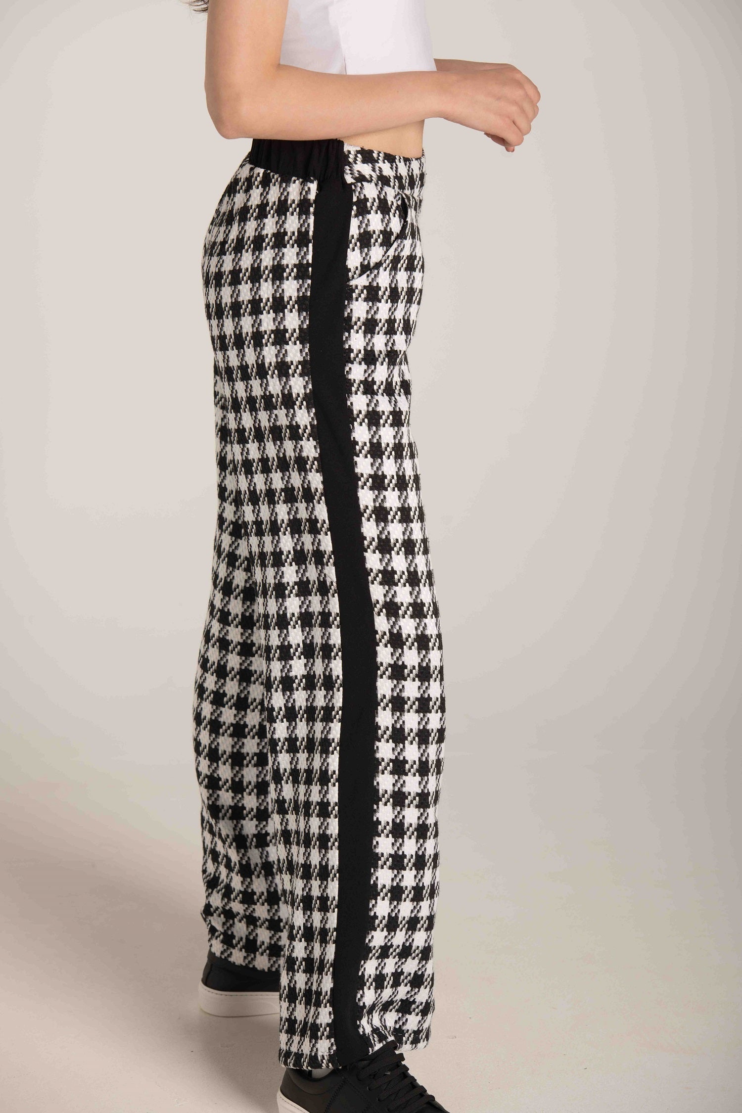 BLACK & WHITE WIDE LEG PANTS W23WPT753