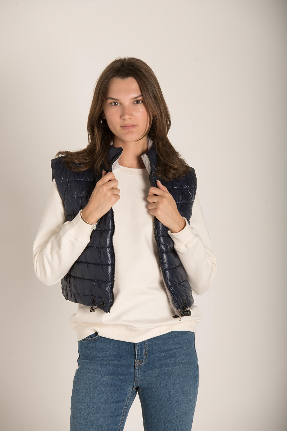 DOUBLE FACE SHORT PUFFER VEST W23WJK770